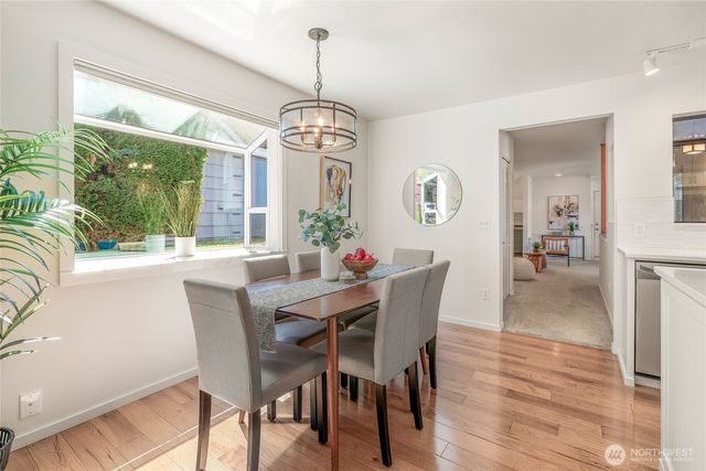 11627 NE 75th Street, Kirkland, WA 98033