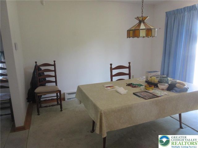 4363 Vista Drive, Lower Nazareth Twp, PA 18064