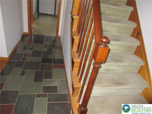 4363 Vista Drive, Lower Nazareth Twp, PA 18064