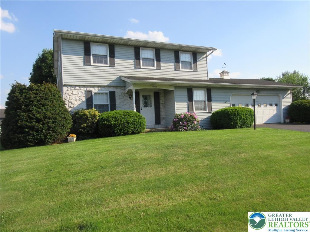 4363 Vista Drive, Lower Nazareth Twp, PA 18064