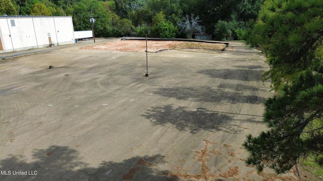 5402 Interstate 55, Jackson, MS 39211