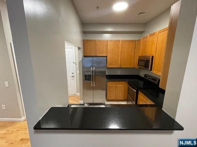 333 Willow Street 202, Teaneck, NJ 07666