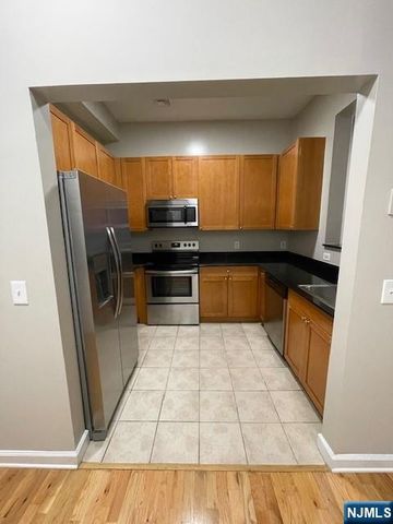 333 Willow Street 202, Teaneck, NJ 07666