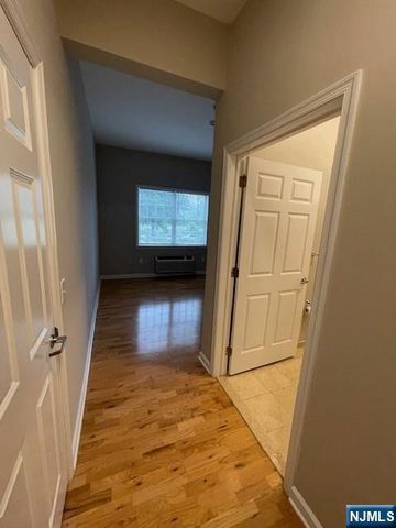 333 Willow Street 202, Teaneck, NJ 07666