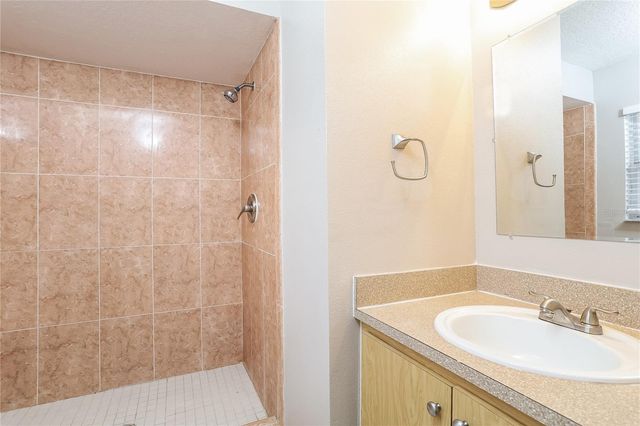 852 SAN JOSE COURT, Kissimmee, FL 34758