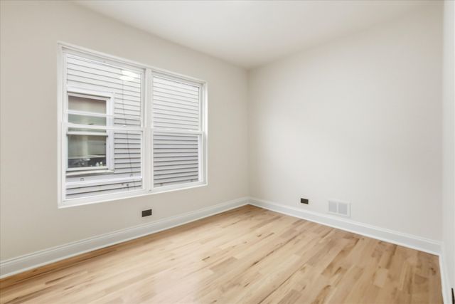 5415 S Hoyne Avenue 2, Chicago, IL 60609