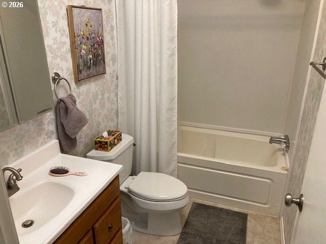 1809 26TH St 14, La Grande, OR 97850