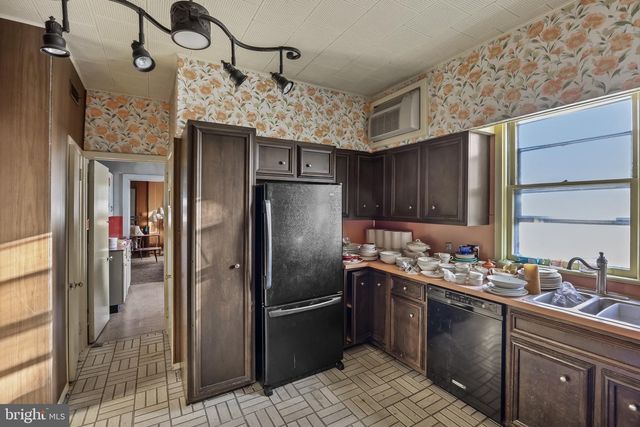 994 HADDON AVE, Collingswood, NJ 08108