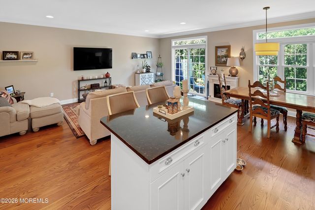 5 Victorian Court, West Long Branch, NJ 07764