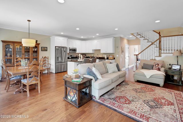 5 Victorian Court, West Long Branch, NJ 07764