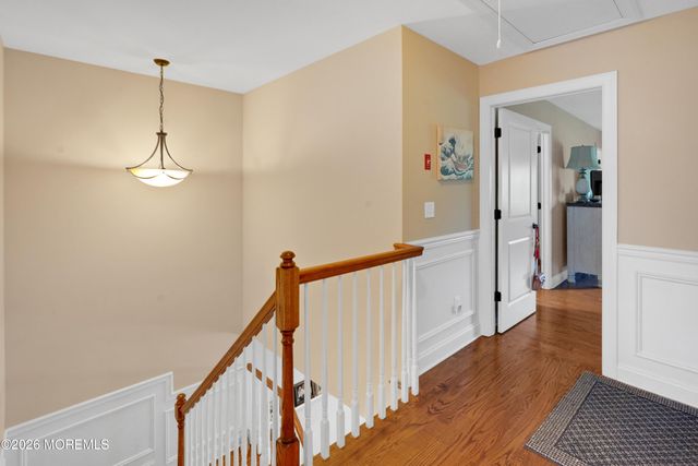5 Victorian Court, West Long Branch, NJ 07764