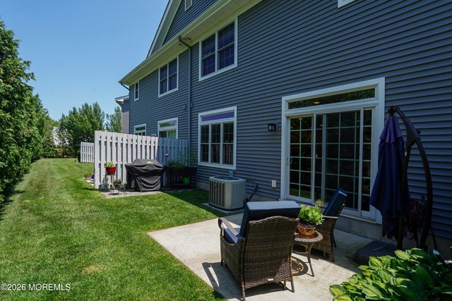 5 Victorian Court, West Long Branch, NJ 07764