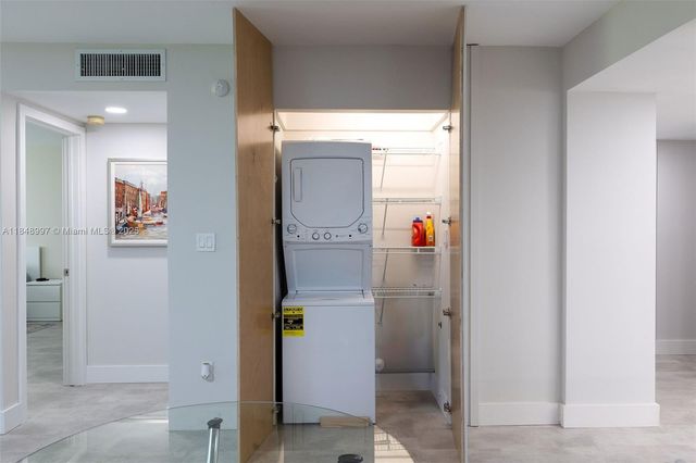 16171 Blatt Blvd 112, Weston, FL 33326