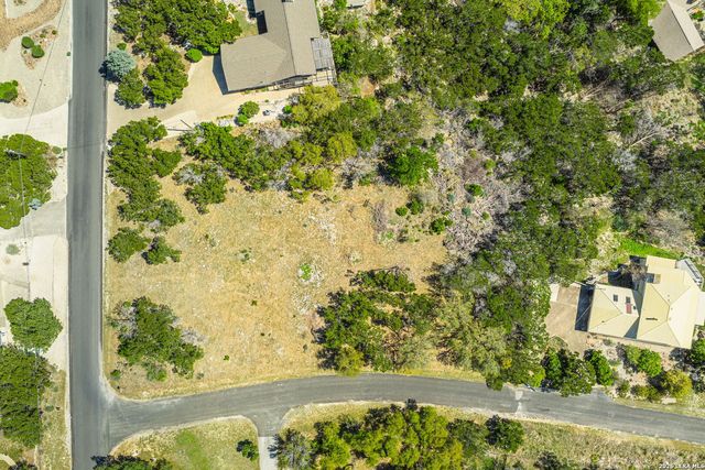 698 Rim Rock, Kerrville, TX 78028