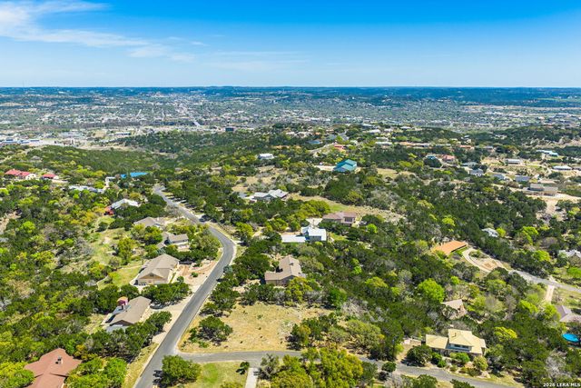 698 Rim Rock, Kerrville, TX 78028