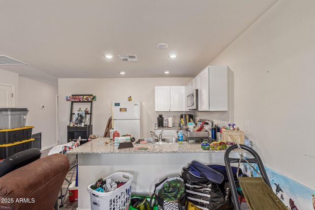 181 W DOUGLAS Avenue, Coolidge, AZ 85128