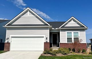 4137 Dogwood Drive, Milford Charter Township, MI 48381