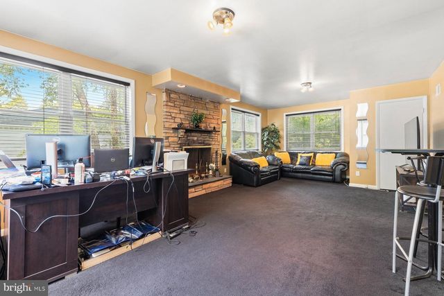 9428 VICTORIA DR, Upper Marlboro, MD 20772