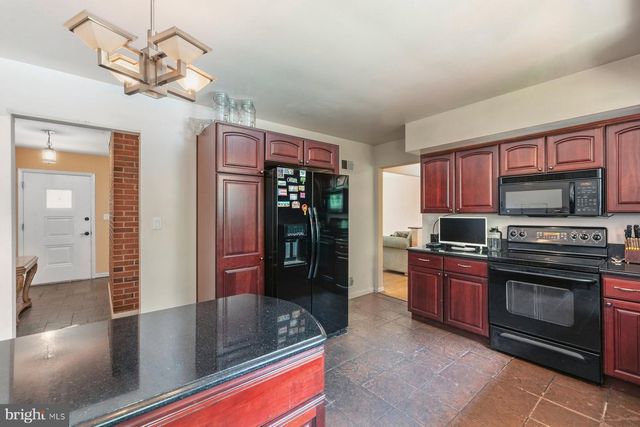 9428 VICTORIA DR, Upper Marlboro, MD 20772
