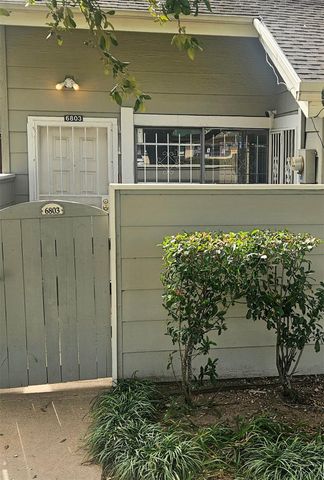 6803 Greenway Chase Street 6803, Houston, TX 77072