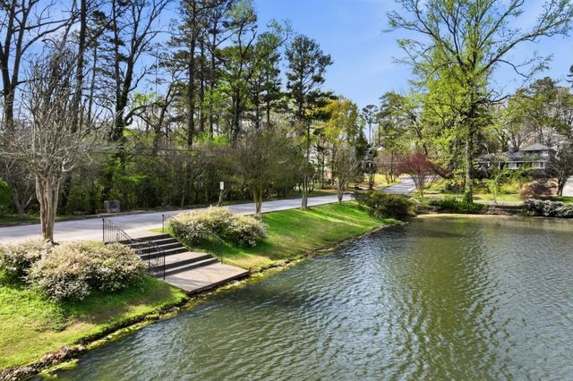 864 Stratford Road, Avondale Estates, GA 30002