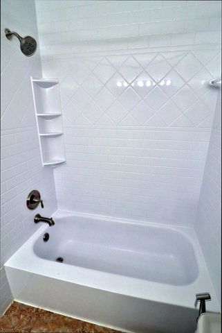 819 Mansfield Court, Schaumburg, IL 60194