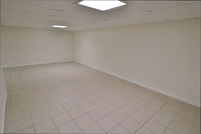 819 Mansfield Court, Schaumburg, IL 60194