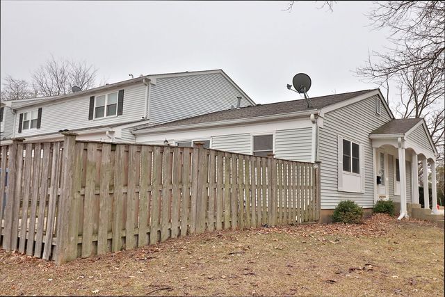 819 Mansfield Court, Schaumburg, IL 60194