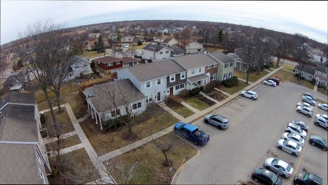 819 Mansfield Court, Schaumburg, IL 60194