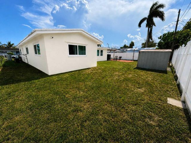 1711 NE 41ST Street, Pompano Beach, FL 33064