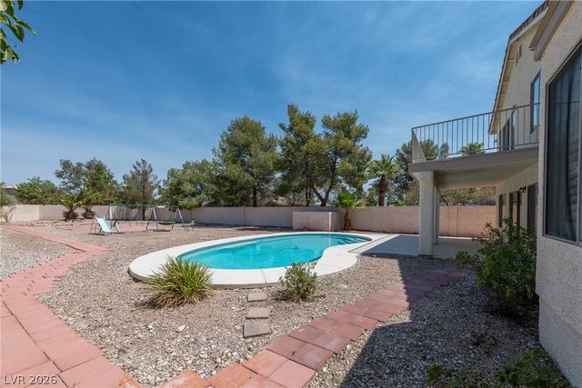 8332 Spring Arts Avenue, Las Vegas, NV 89129