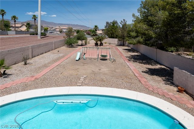 8332 Spring Arts Avenue, Las Vegas, NV 89129