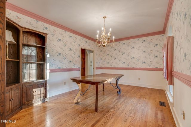 1005 Huntington Court, Kingsport, TN 37660