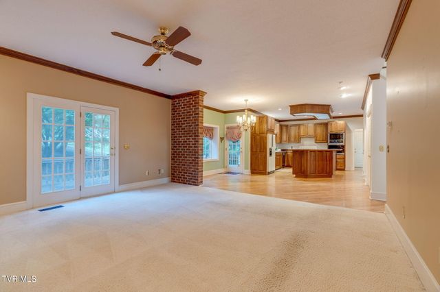 1005 Huntington Court, Kingsport, TN 37660
