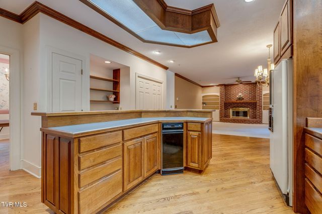 1005 Huntington Court, Kingsport, TN 37660