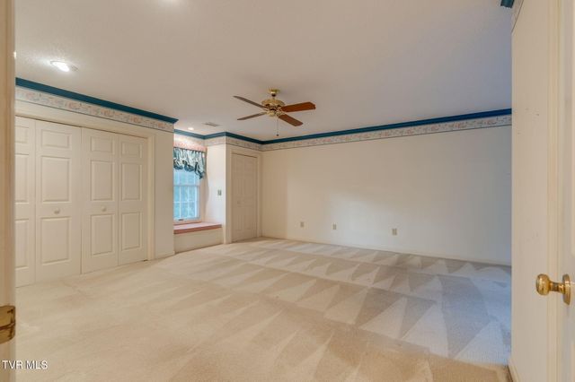 1005 Huntington Court, Kingsport, TN 37660