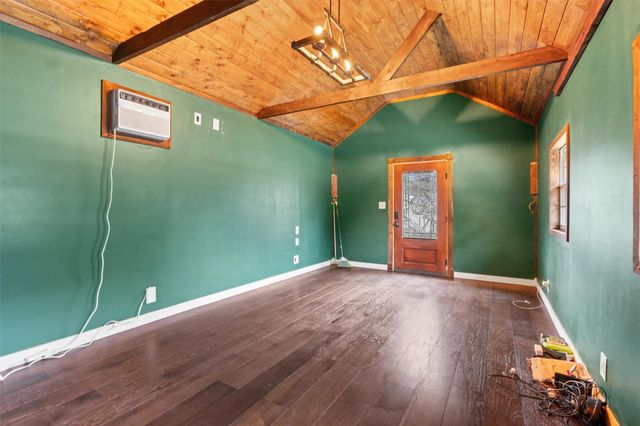 17511 E Darleen DR, Leander, TX 78641