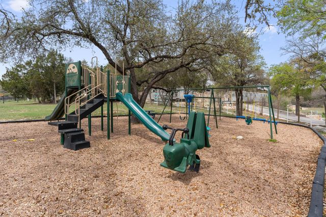 17511 E Darleen DR, Leander, TX 78641