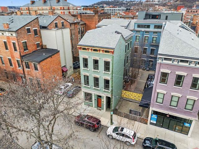 122 W Fifteenth Street, Cincinnati, OH 45202