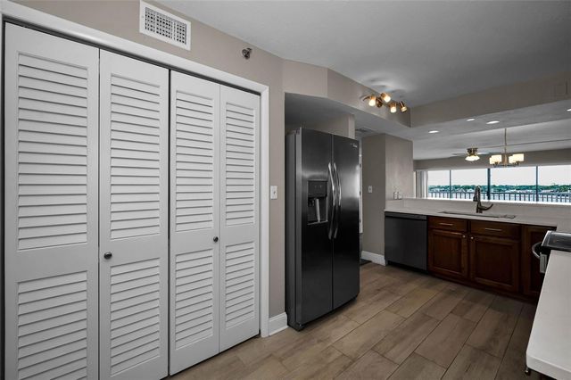 2 ADALIA AVENUE 605, Tampa, FL 33606