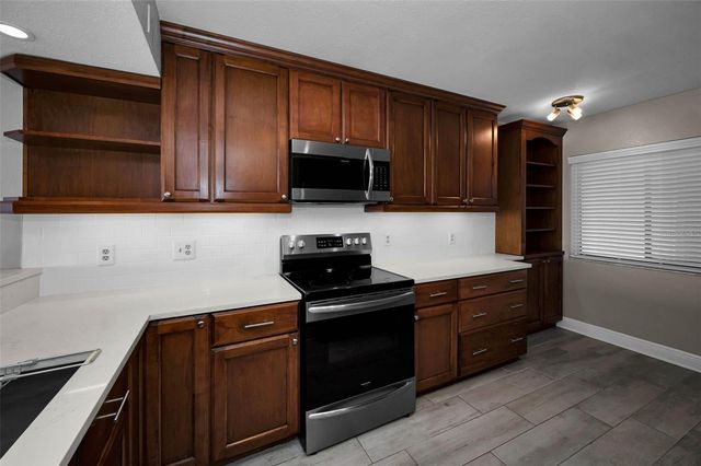 2 ADALIA AVENUE 605, Tampa, FL 33606