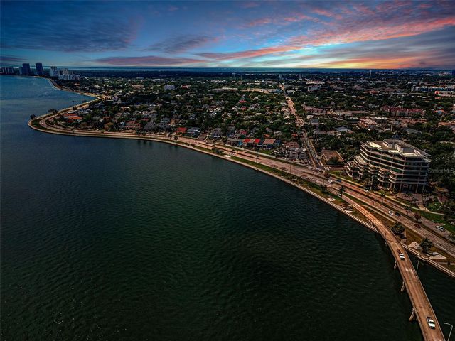 2 ADALIA AVENUE 605, Tampa, FL 33606