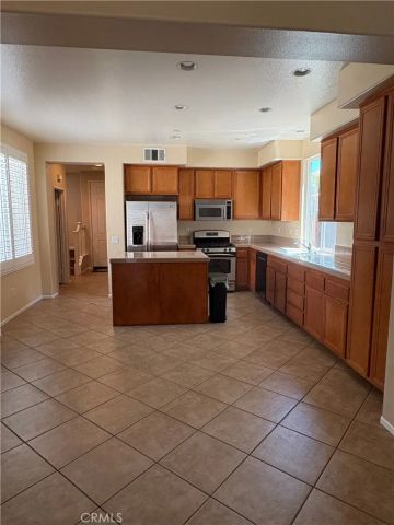 57 Crocus, Redlands, CA 92373
