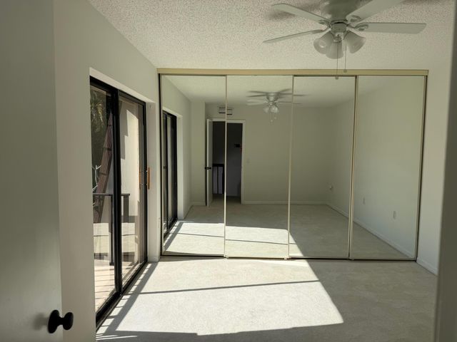 1914 19th Lane, Palm Beach Gardens, FL 33418