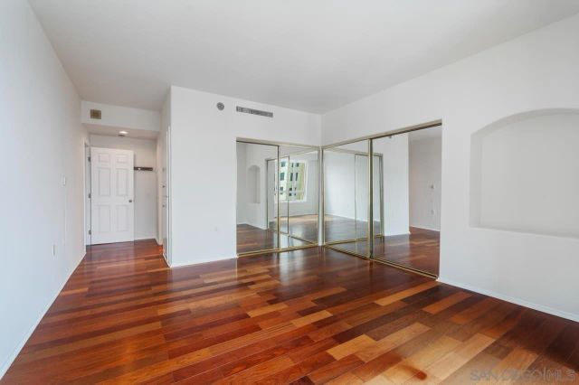 3890 Nobel 1205, San Diego, CA 92122