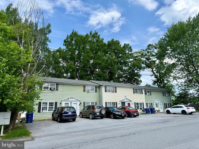 1206 MASSANUTTEN AVE, Front Royal, VA 22630