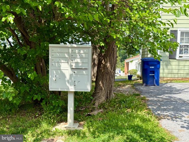 1206 MASSANUTTEN AVE, Front Royal, VA 22630