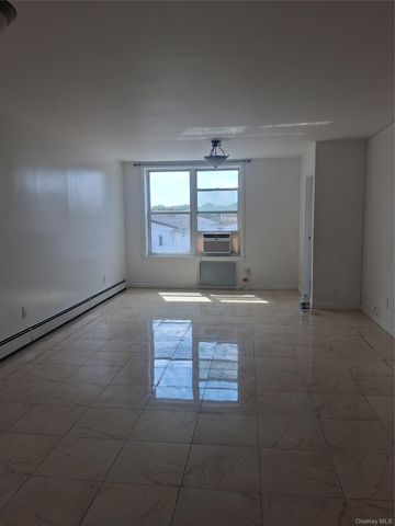 15115 82nd Street 3 floor, Howard Beach, NY 11414