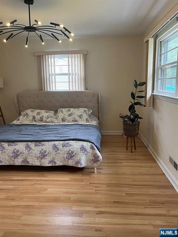 17-10 Radburn Road, Fair Lawn, NJ 07410
