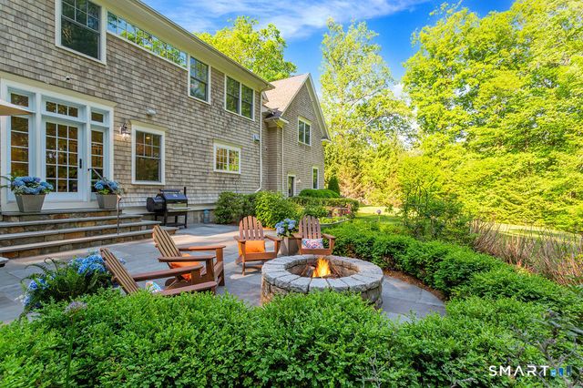 32 Lobdell Lane, Easton, CT 06612